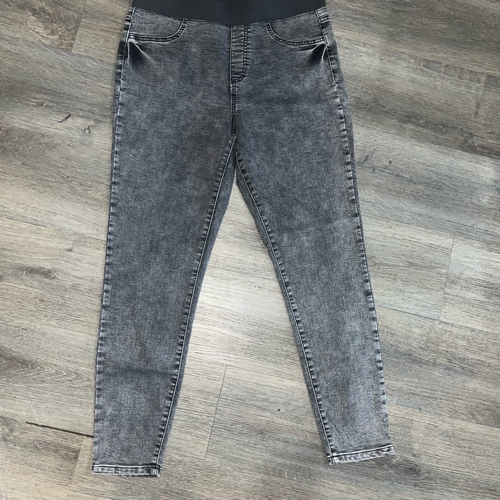 No Boundaries Acid Wash Pull‎ On Jeggings Gray High Waisted Size L 11-13